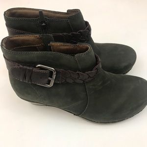 NEW! Dansko Booties.